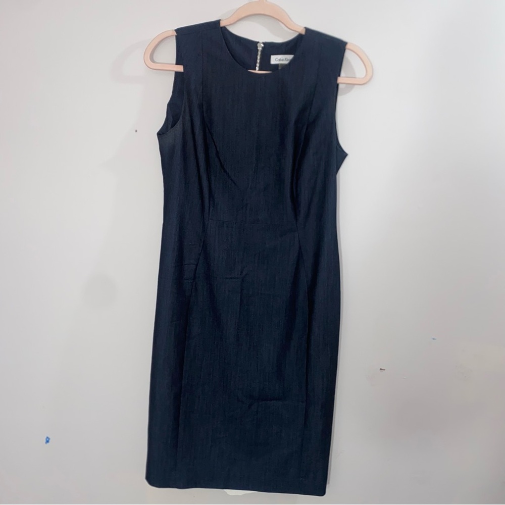Calvin Klein Size 6 Charcoal Gray Sleeveless Sheath Pencil Dress, Business